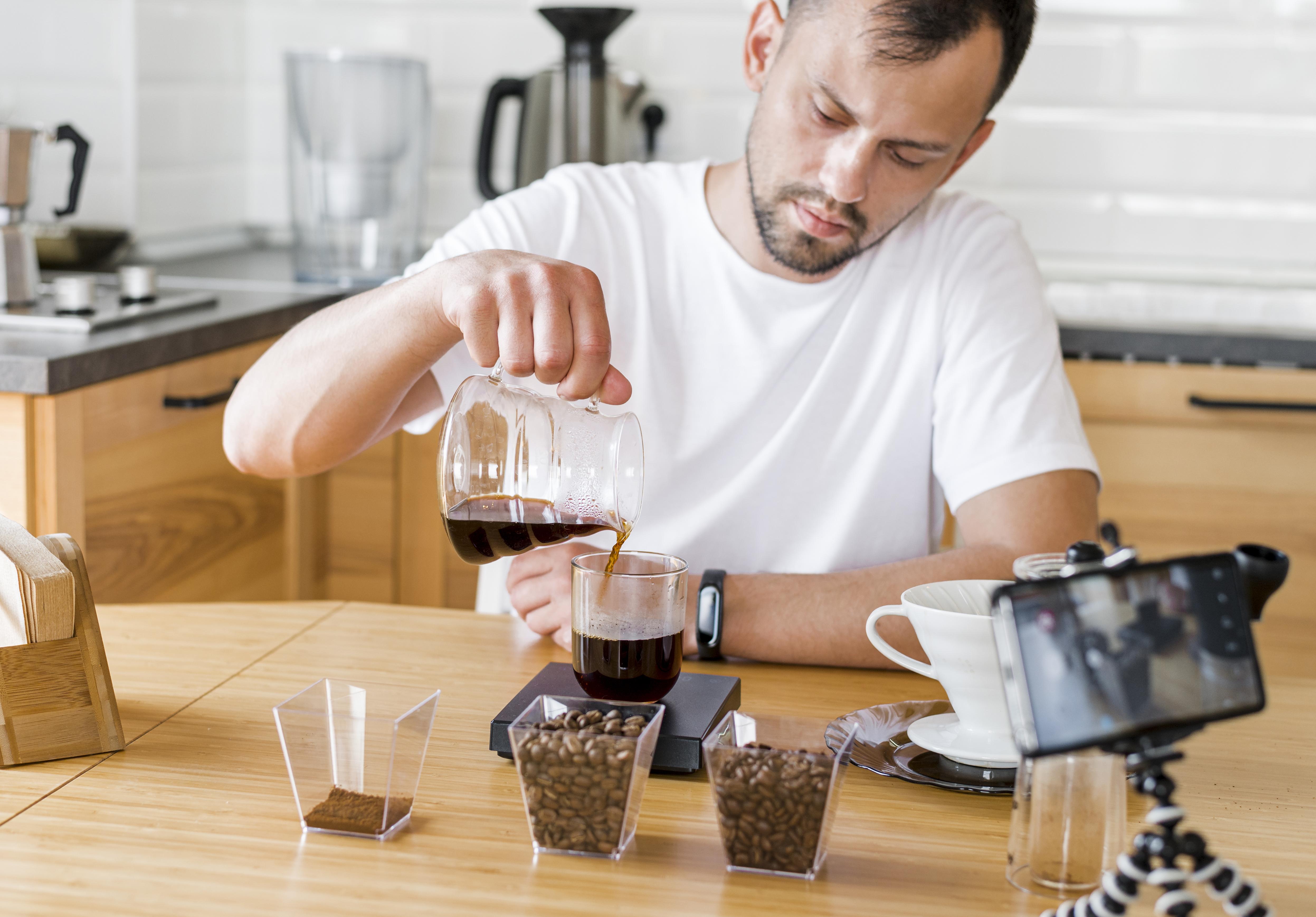 Instant vs. Ground Coffee: What’s the Best Fit for Your Busy Life?